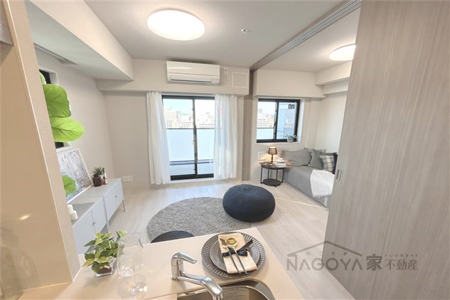 デュオフラッツ栄 リビング