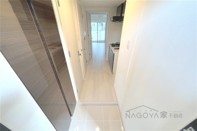 ディアレイシャス泉 玄関