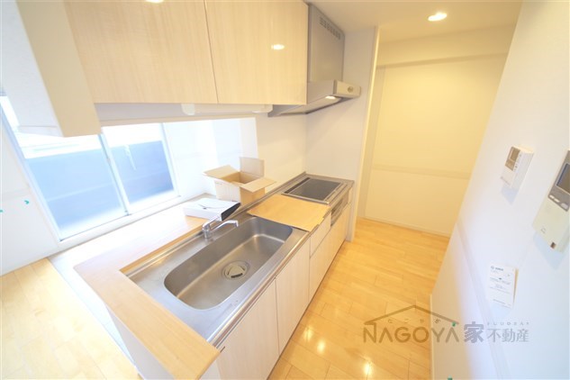 TRI-STAGE キッチン