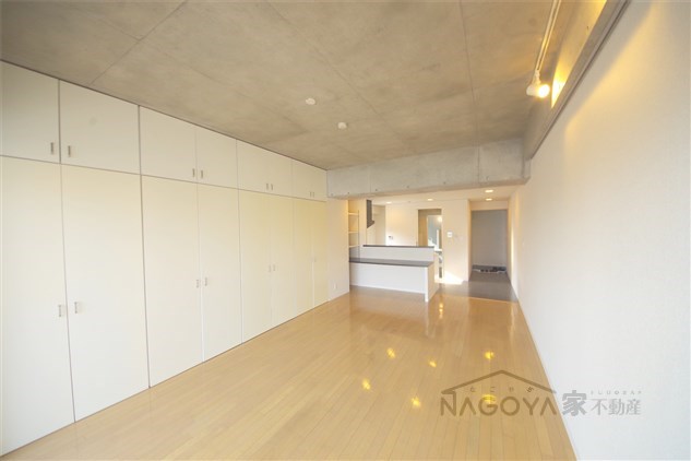 スクエア名駅南 ベッドルーム