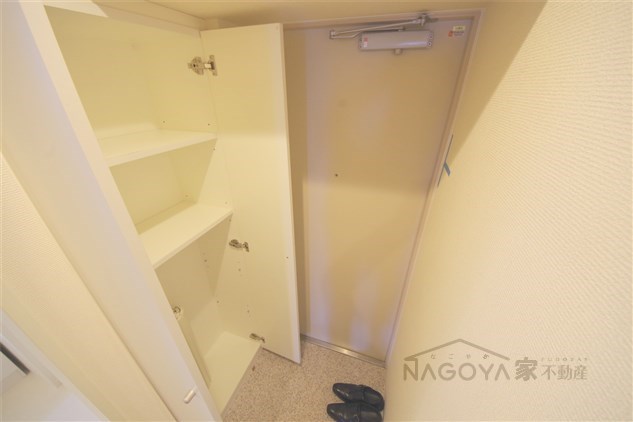 ArtizA上前津Ⅱ 玄関