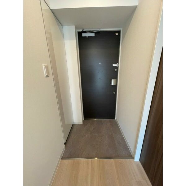 パルティール金山 玄関