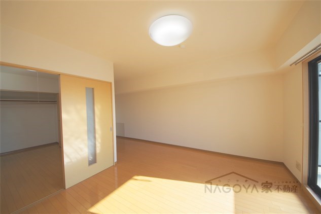 サンマール牛巻 リビング