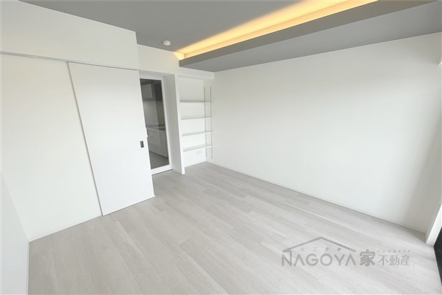 スリーアイランドタワー桜山 リビング