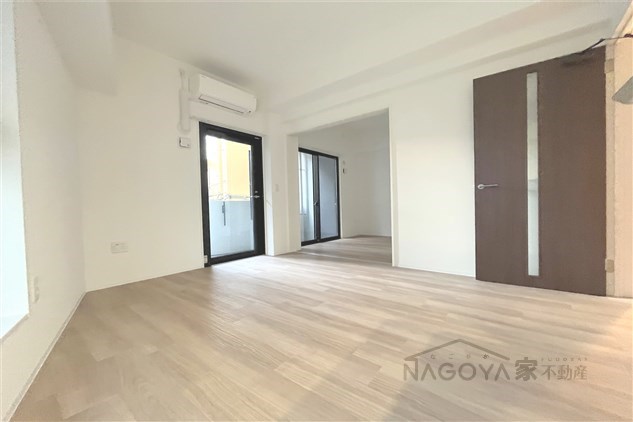 Reveler　Osu リビング