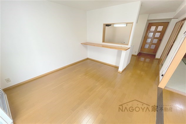 シャトー春山 リビング