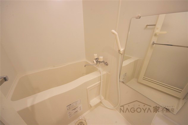 リヴシティ栄弐番館 風呂画像