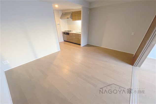 ラフィシア上前津 リビング