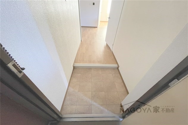 ツインクルガーデン 玄関