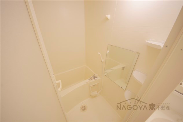 meLiV桜山 風呂画像