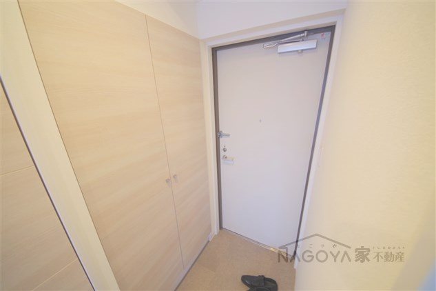 アビタシオン内山 玄関