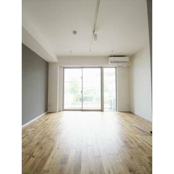 COZY山下通 リビング