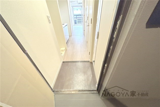 プレサンス広小路通今池 玄関