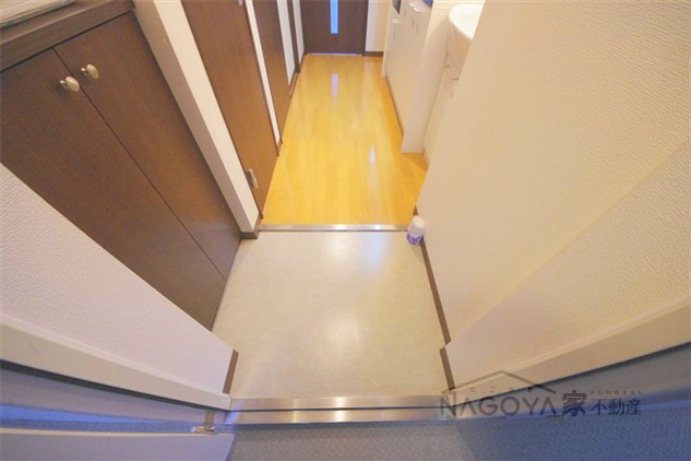 ブルームライフ黒川 玄関