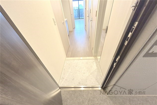 M-Luxe丸の内 玄関