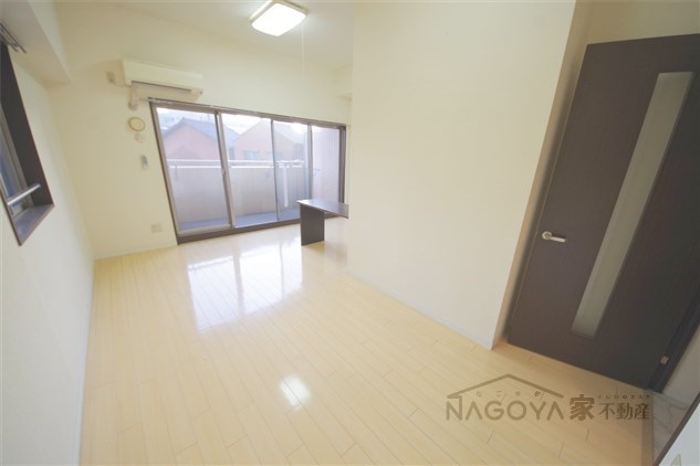 ソラナ平安 リビング