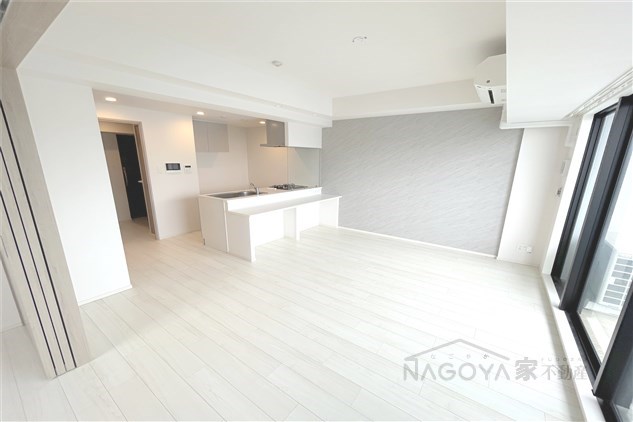 スプランディッド大須門前町 リビング