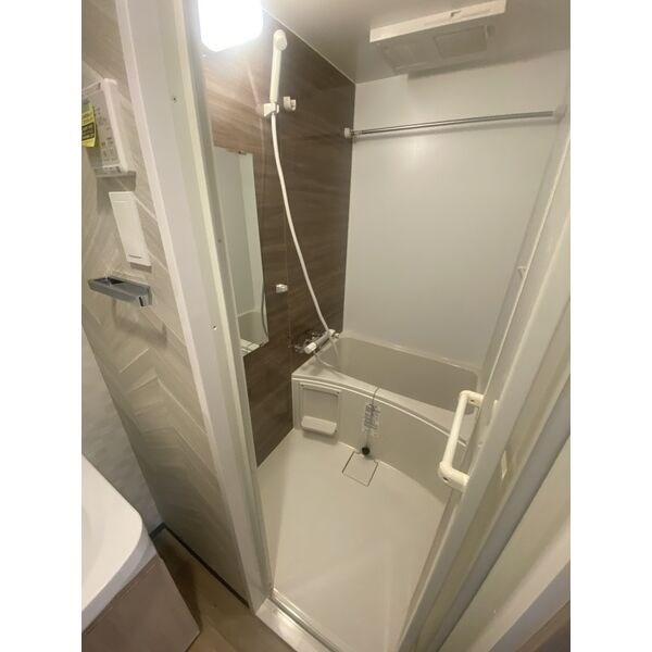 リシュドール川名駅 風呂画像