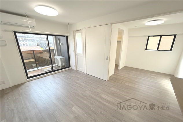 パートナーズ今池 リビング