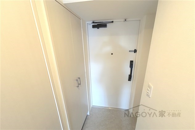 パートナーズ今池 玄関