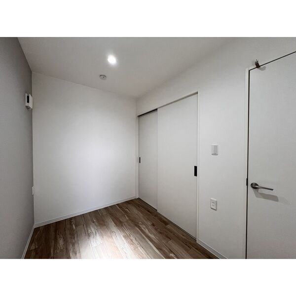 Katze志賀本通南 ベッドルーム