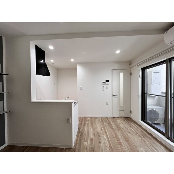 Katze志賀本通南 ベランダ