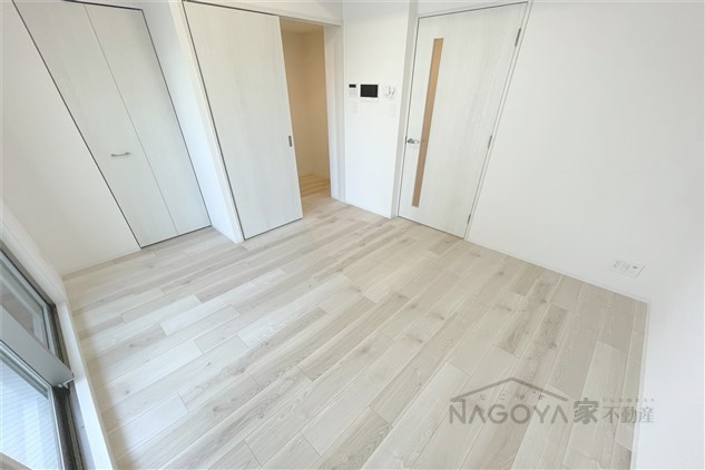 エスリードレジデンス上前津フロント ベッドルーム