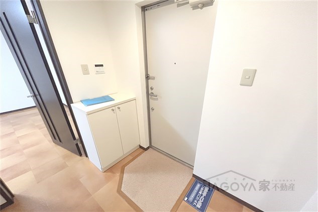 コンフォート泉 玄関