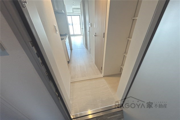 グランドゥール名駅西 玄関