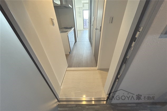 グランドゥール名駅西 玄関