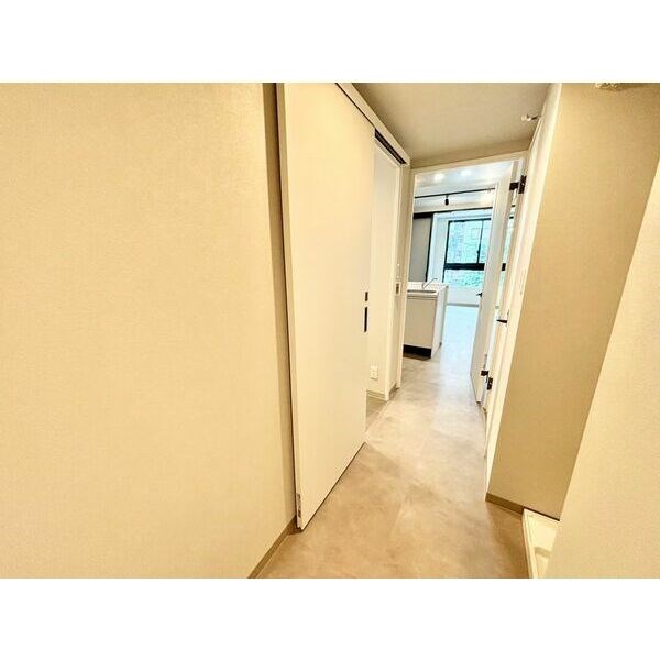 REFISIA太閤通 玄関