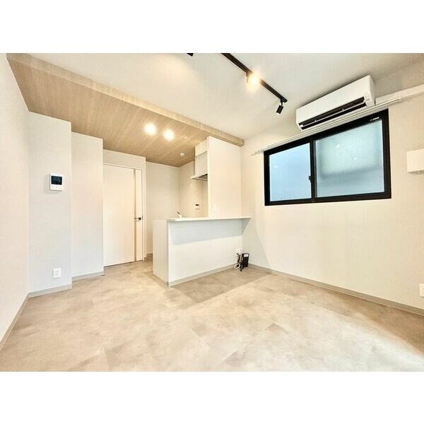 REFISIA太閤通 リビング