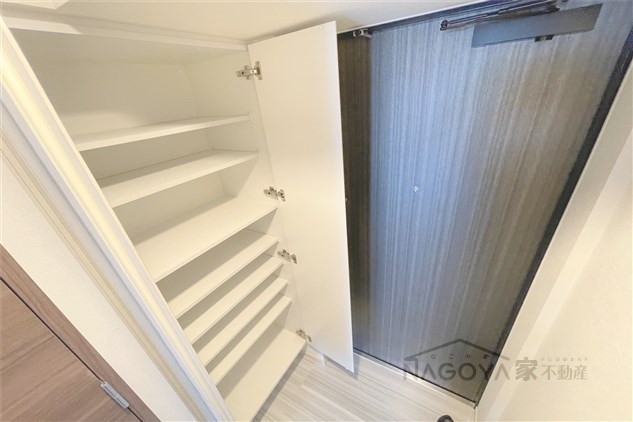 S-RESIDENCE平安通 玄関