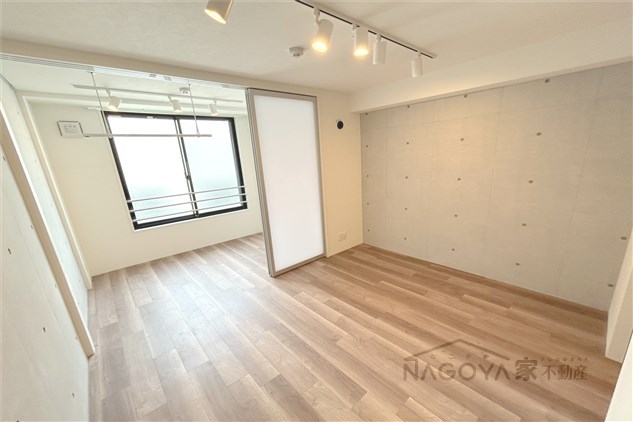 リーデンス今池 リビング