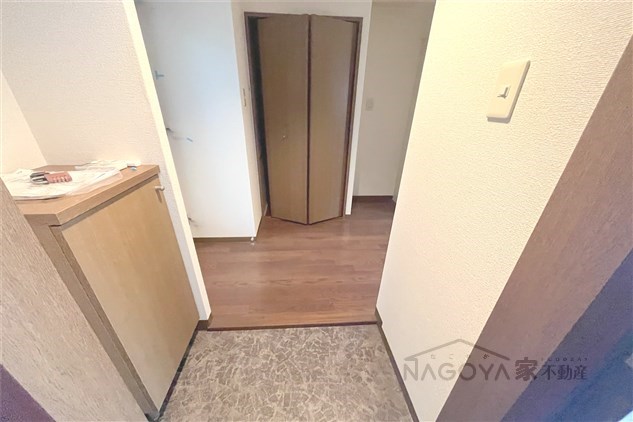 エクセルシオール千代田 玄関