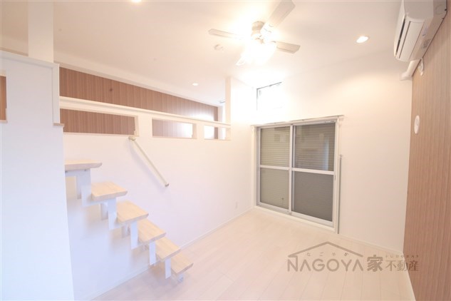 Residence Imaike リビング