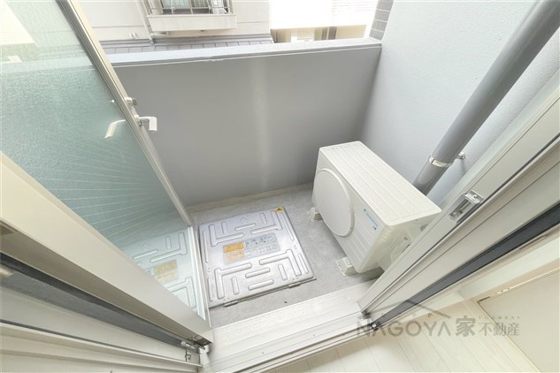 VERITAS　SHIRAKANE ベランダ