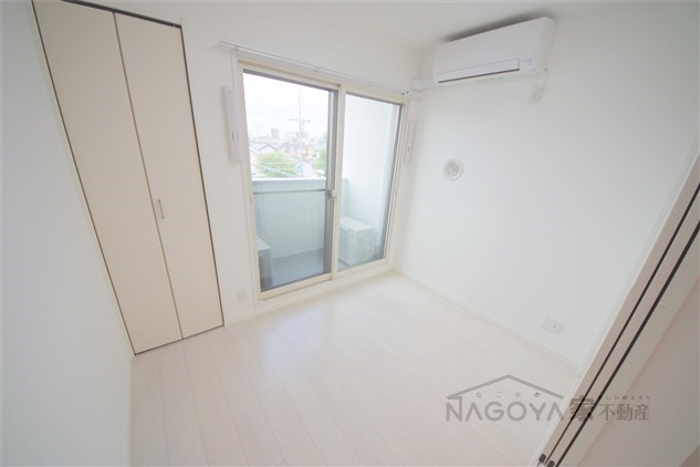 スクーデリア ベッドルーム