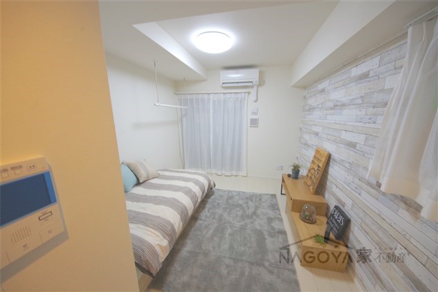 リヴシティ新栄 リビング