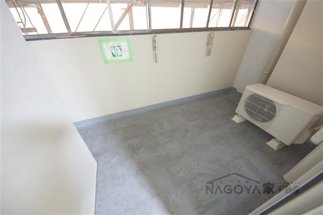 リヴシティ新栄 ベランダ