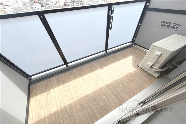 ディアレイシャス名古屋太閤通Ⅱ ベランダ