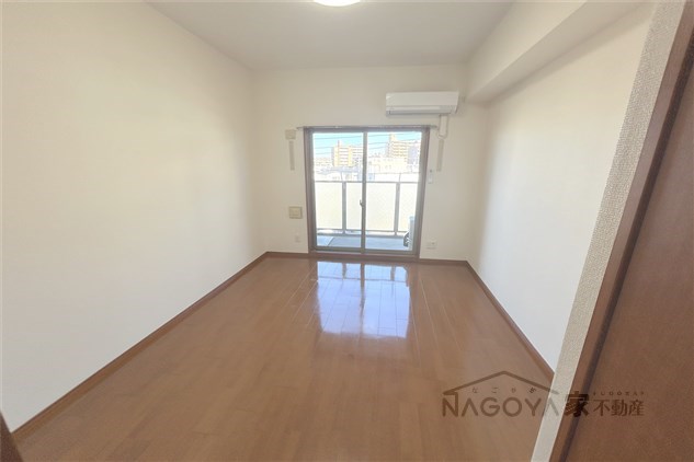 レーベスト平安 リビング