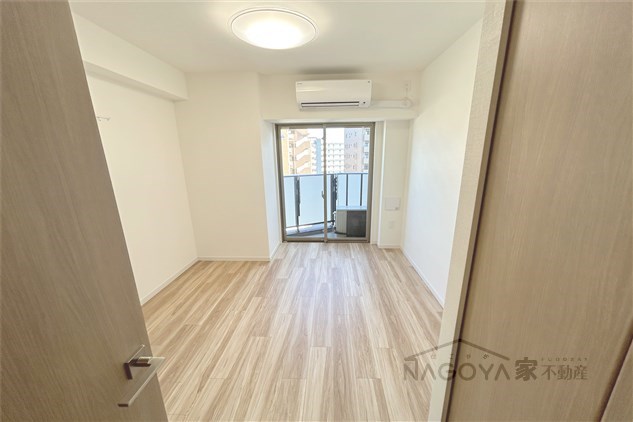 ラグゼナ上前津 リビング