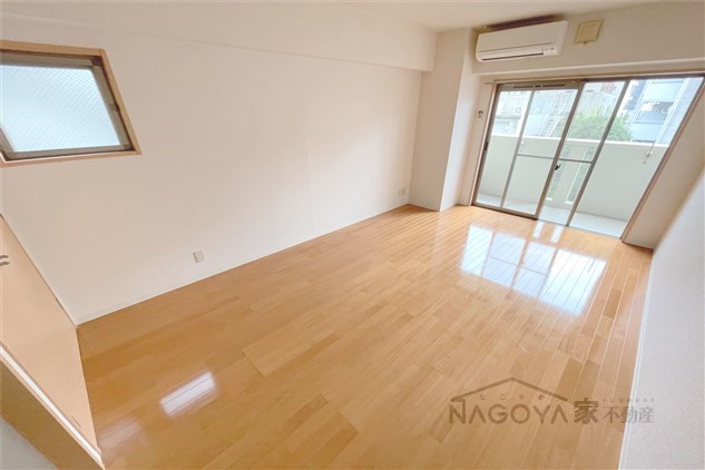 ネオ青山 ベッドルーム