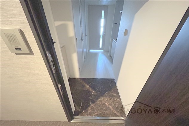 CREST TAPP新栄 玄関