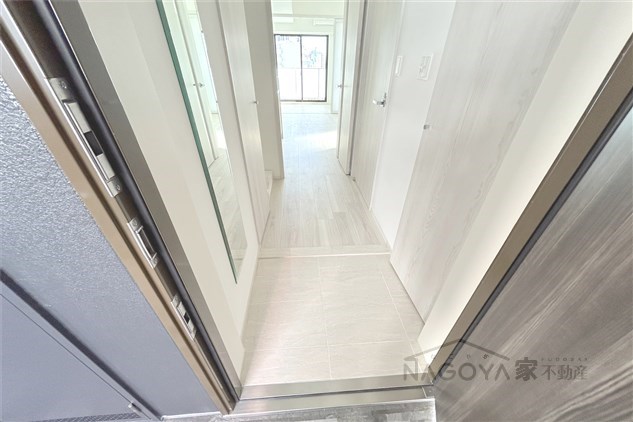 ヴェルデシア名駅南 玄関