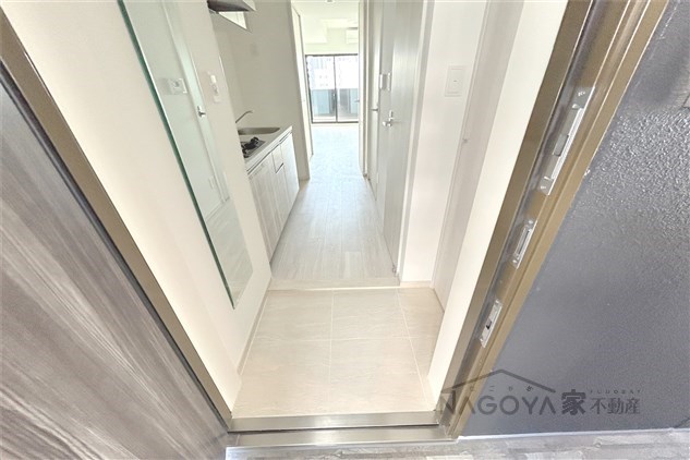 ヴェルデシア名駅南 玄関