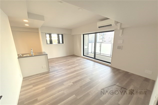 GRANPASEO丸の内 リビング