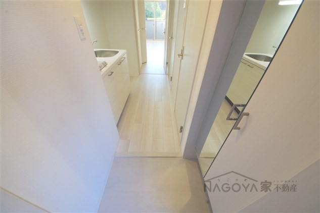 エスリード金山クラッシィ 玄関