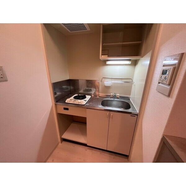 BM　TAKAOKA キッチン